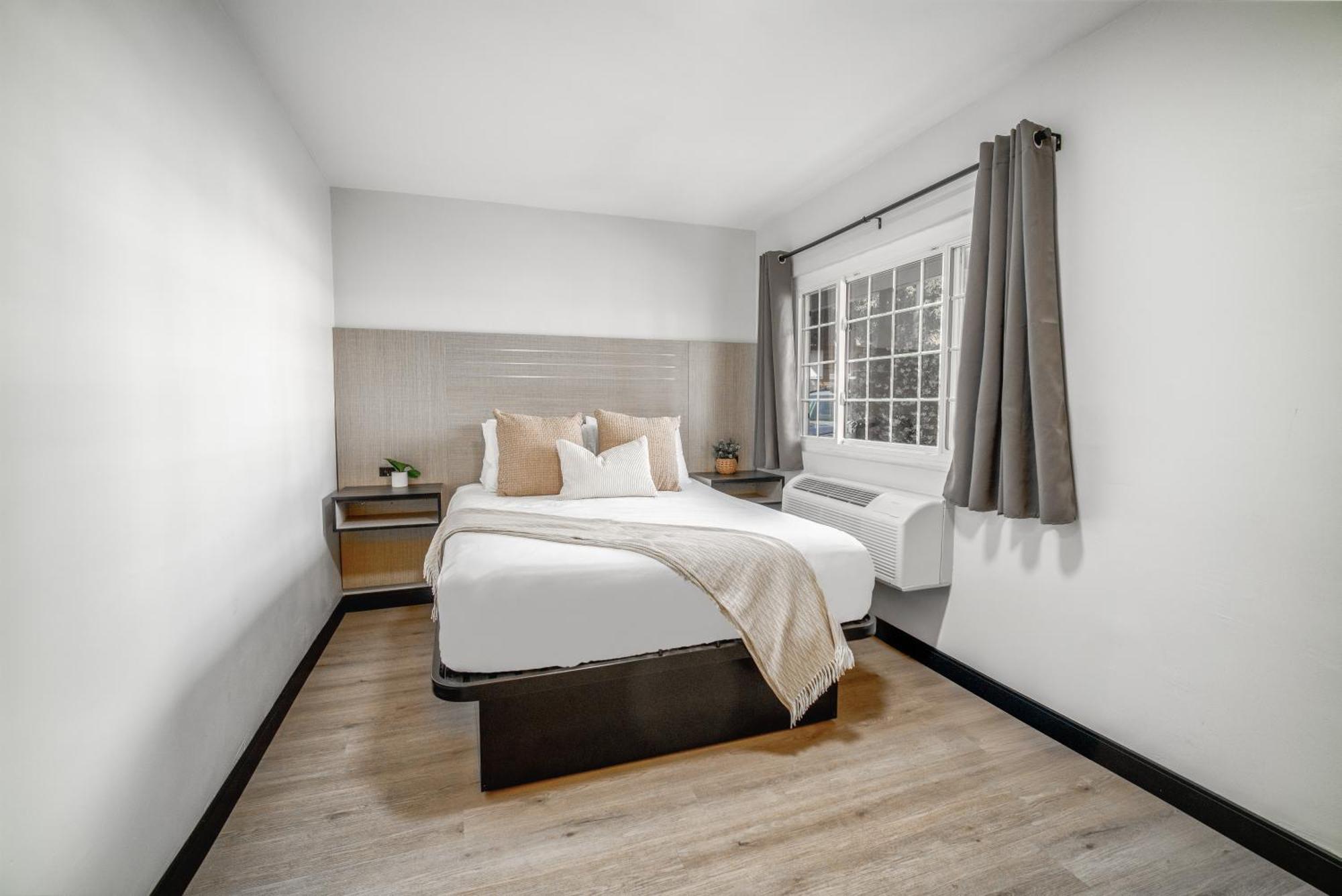 Flamingo - San Ysidro Hotel 2*
